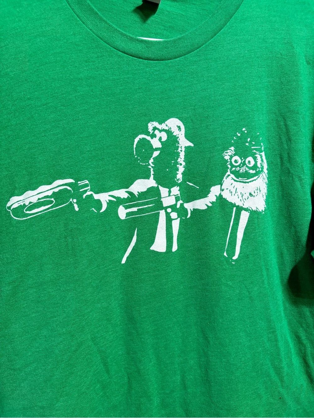 Philadelphia Mascot Pulp Fiction Teeshirt - Picture 3 of 4